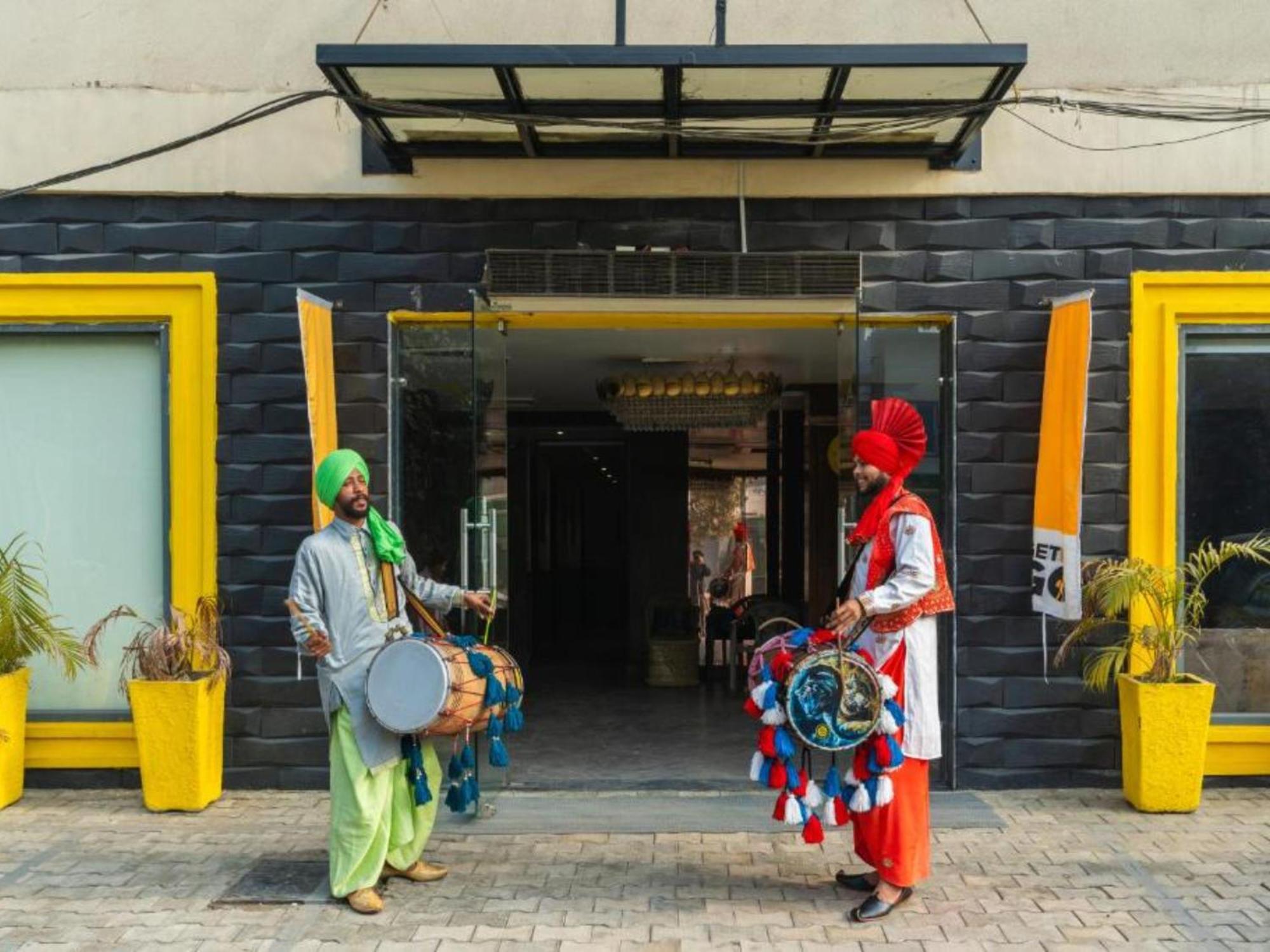 The Hosteller Amritsar, Near Golden Temple Buitenkant foto