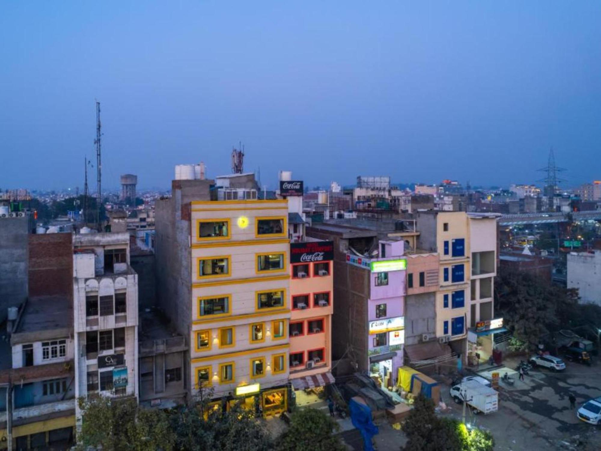 The Hosteller Amritsar, Near Golden Temple Buitenkant foto